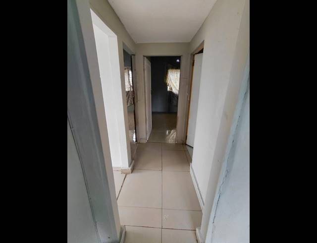 2 BEDROOM PROPERTY TO RENT IN UMLAZI B